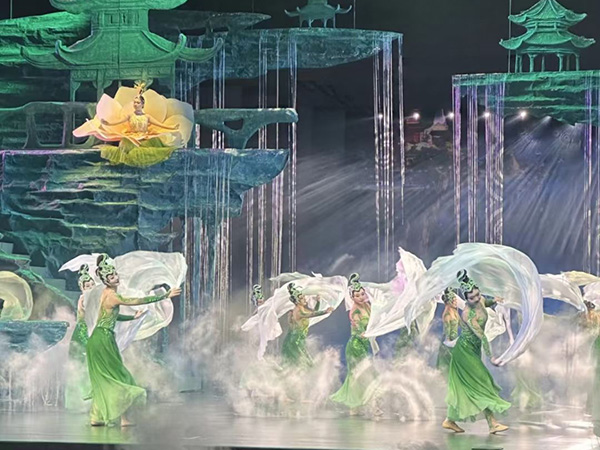 鬼才導(dǎo)演付智濤最新力作《閬苑傳奇》                   